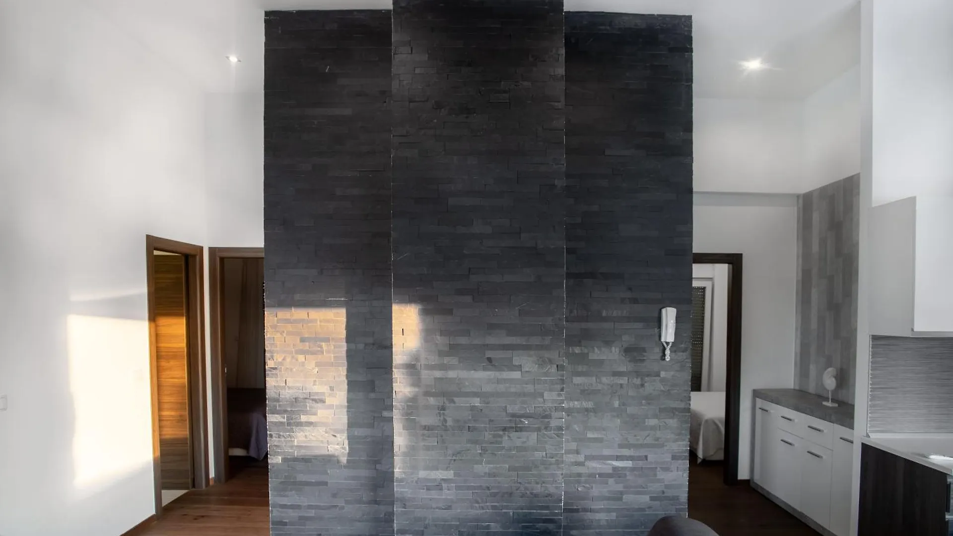 Dukat Apartment Nin